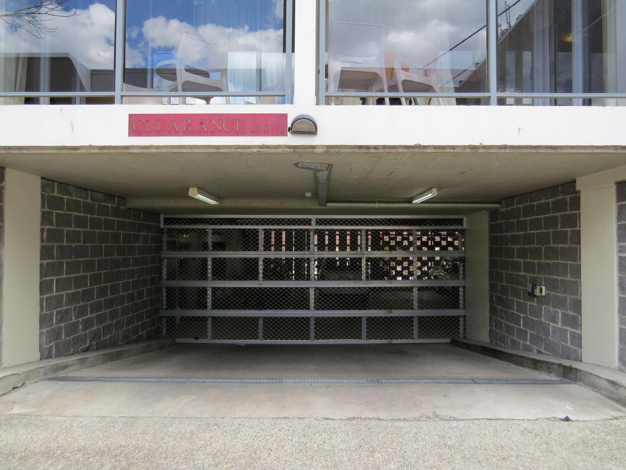 Nesuto Chippendale Aparthotel Sydney Exterior photo