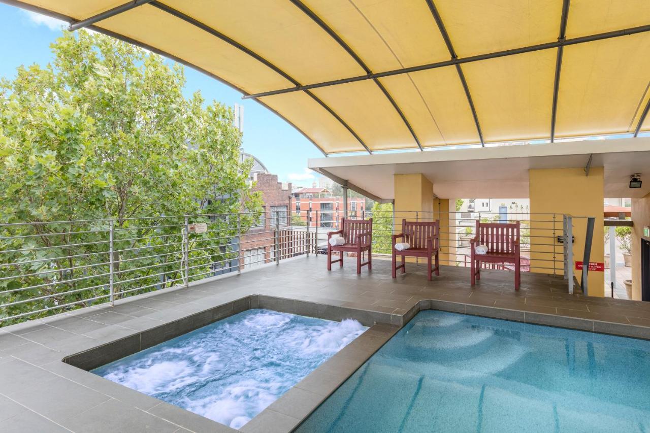 Nesuto Chippendale Aparthotel Sydney Exterior photo