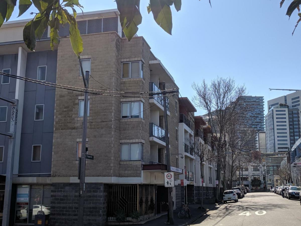Nesuto Chippendale Aparthotel Sydney Exterior photo